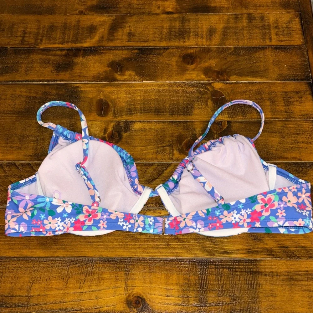 Size L Floral Blue and Pink bikini top‎